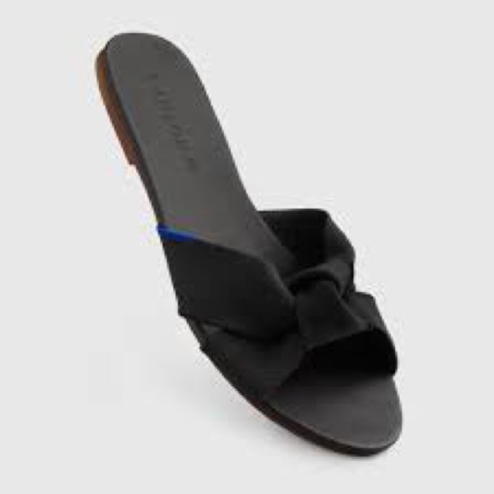 Rothy’s The Knot Sandals - Black NWOT 7.5